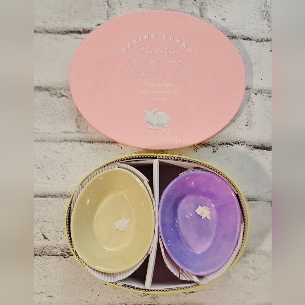 2005 Williams Sonoma Easter Egg Plates Set of 4 Bunny Pastel Ceramic - Picture 15 of 16